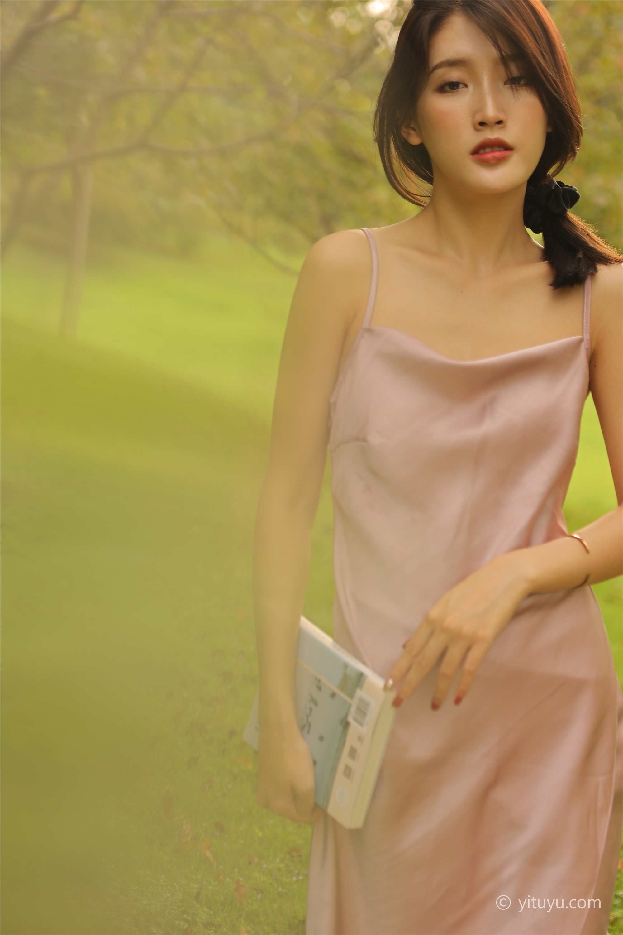 YITUYU艺图语  2021.05.14 她，ta 巧玲